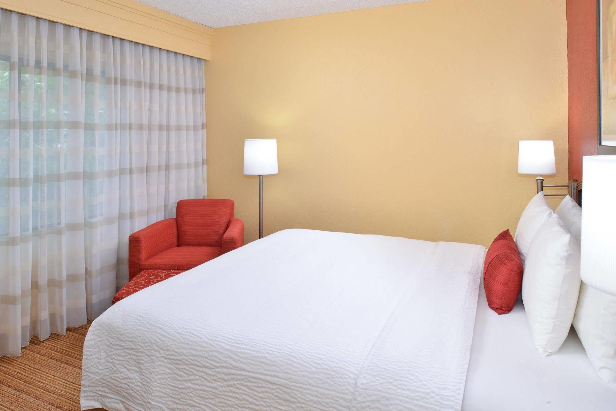 Courtyard By Marriott Rock Hill Otel Dış mekan fotoğraf