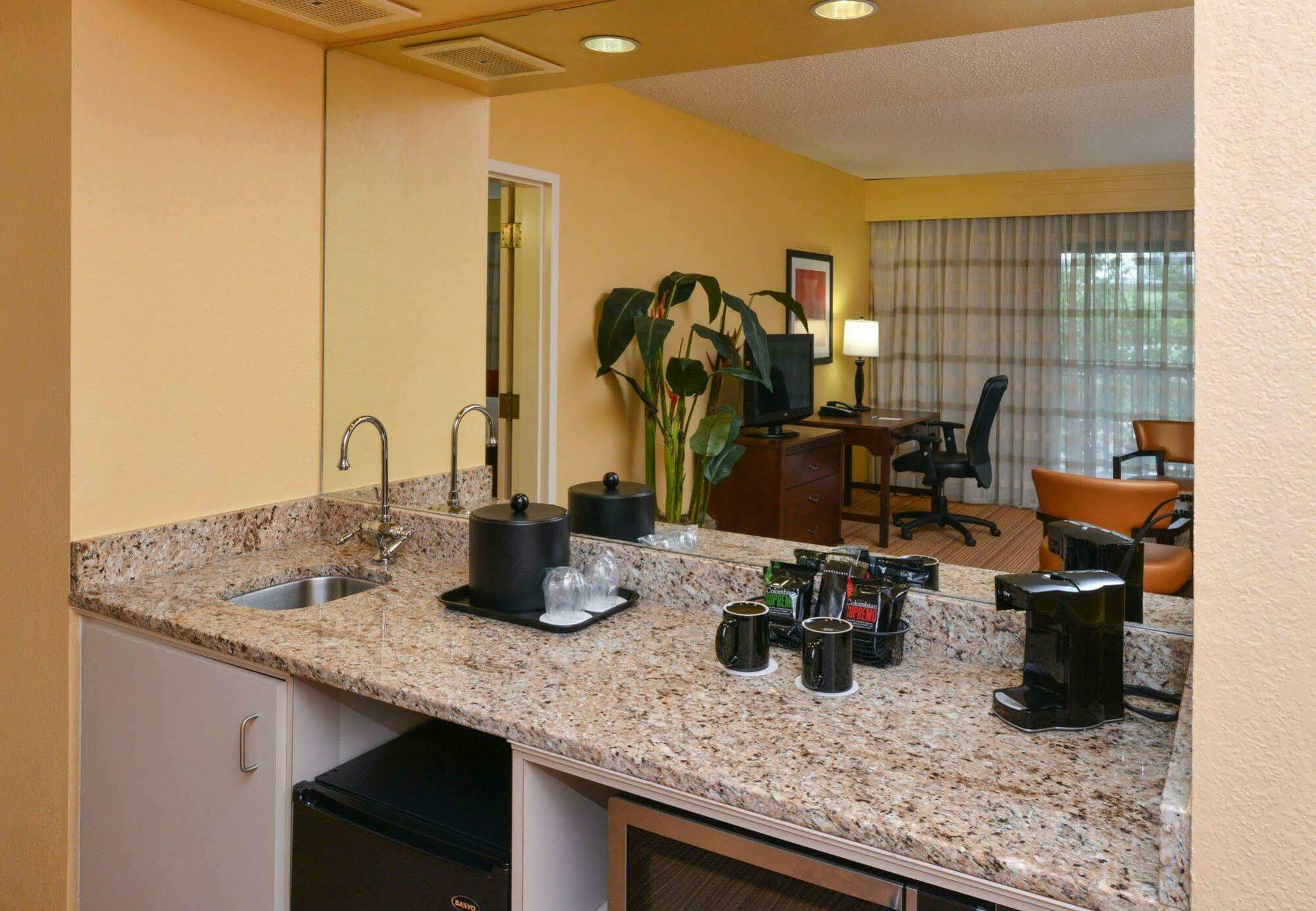 Courtyard By Marriott Rock Hill Otel Dış mekan fotoğraf